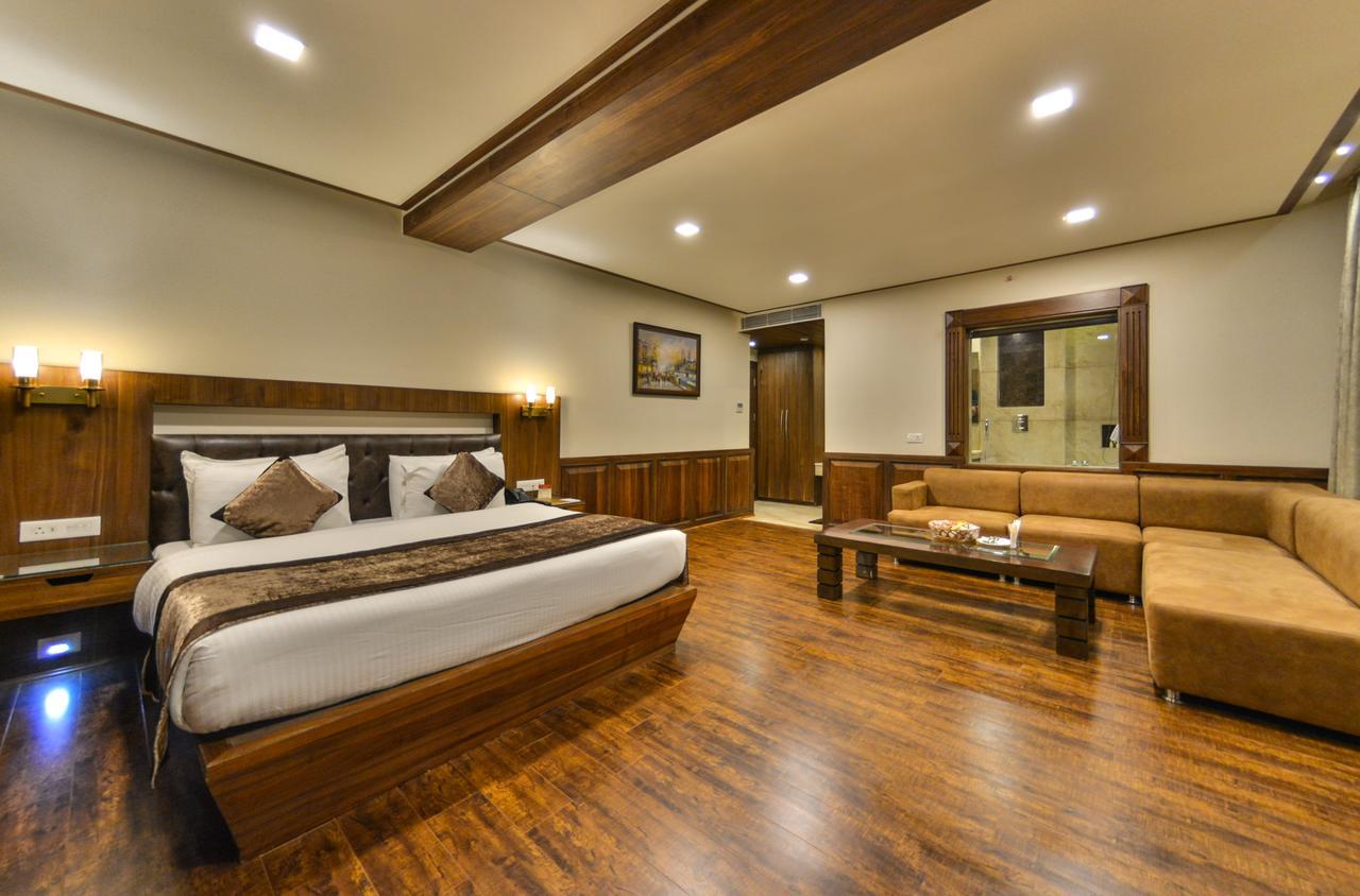 Clarks Inn Srinagar Exteriér fotografie